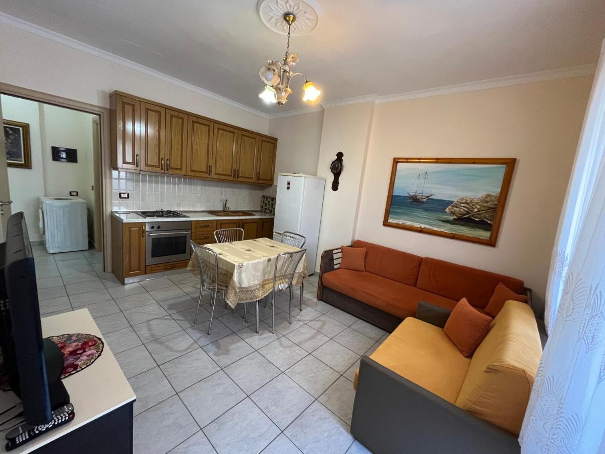 Amal Vlora Apartament Bagian luar foto